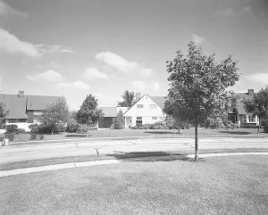 Samuel Gottscho Prints: Levittown houses, 1958. Creator: Gottscho-Schleisner, Inc