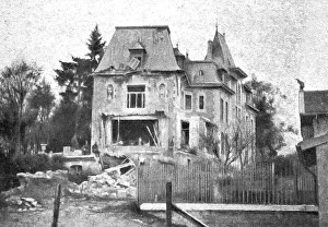 Poincare Raymond Prints: L'exterieur de la maison de M Poincare