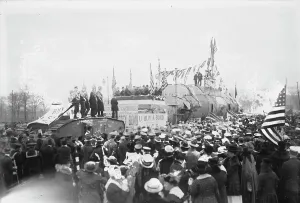 Submarine Prints: Liberty Loan procession in Central Park, 25 Oct 1917. Creator: Bain News Service