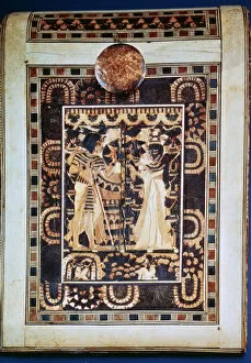 Images Dated 21st February 2007: Lid of a coffer showing Tutankhamun and his wife Ankhesenamun in a garden, 14th century BC