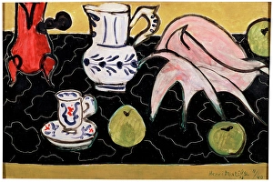Seashell Prints: Still Life with a Seashell on Black Marble