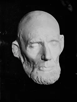 A Lincoln Prints: Lincoln Life Mask, between c1915 and c1920. Creator: Bain News Service