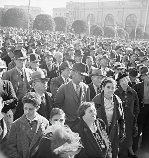 Benefit Prints: Listening to speeches at mass meeting of WPA workers