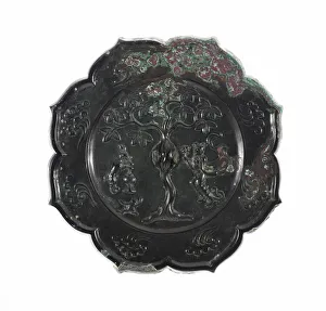8th Century Collection: Lobed Mirror with Images of the Moon Palace: Hare Pounding Elixir