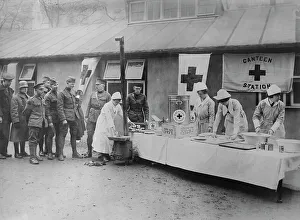 Humanitarian Aid Prints: London canteen, between c1915 and c1920. Creator: Bain News Service