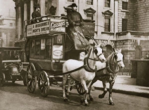 London omnibus, early 20th century