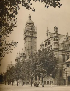 Where London University Shares Quarters With The Imperial Institute, c1935. Creator Where London University Shares Quarters With The Imperial Institute, c1935. Creator