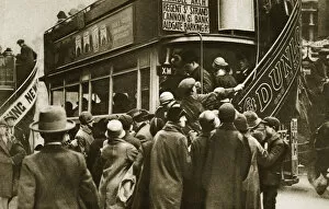 Two Decker Gallery: Londoners rushing for a bus on Ludgate Hill, c1920s(?)