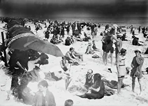 Sunbathing Prints: Long Beach, between c1910 and c1915. Creator: Bain News Service