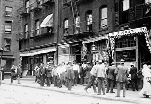 Dock Worker Prints: Long shoreman's strike - N.Y. between c1910 and c1915. Creator: Bain News Service