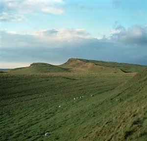 Looking east from Housesteads Roman fort on Hadrians Wall, 2nd century Looking east from Housesteads Roman fort on Hadrians Wall, 2nd century