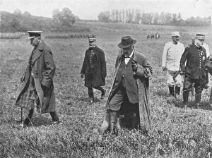 Lord Prints: Lord Kitcheners visit to the front: Lord Kitcheneer
