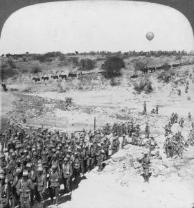 Images Dated 26th January 2008: Lord Roberts infantry crossing the Zand river, South Africa, c1900s.Artist: Underwood & Underwood