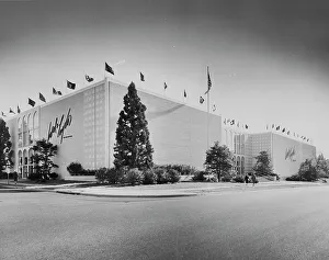 Street Corner Prints: Lord & Taylor, business in Washington, D.C, 1959. Creator: Gottscho-Schleisner, Inc