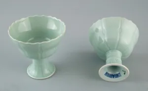 Qianlong Period Gallery: Lotus Stemcup, Qing dynasty (1644-1911), Qianlong reign mark and period (1736-1795)