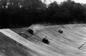 Louis Zborowski passing Humphrey Cook's Ballot by skidding above him, Brooklands