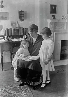 Louise Beatty Homer Prints: Louise Homer, between c1915 and c1920. Creator: Bain News Service
