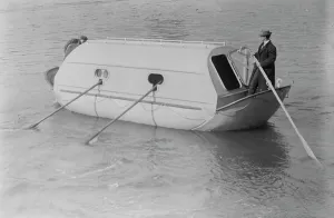 Steering Prints: Lundin Life Boat, between c1910 and c1915. Creator: Bain News Service