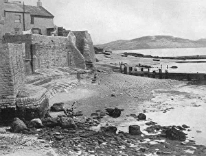 Sea Wall Prints: Lyme Regis, Dorset, 1924-1926. Artist: Herbert Felton