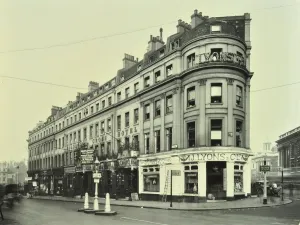 Greater London Council Gallery: Lyons Tea Shop in the Strand, London, September 1930