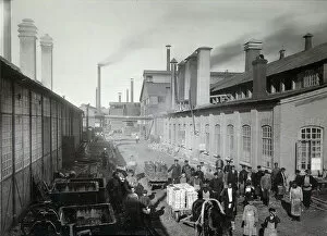 Images Dated 19th November 2009: Lysva iron foundry, Russia, 1900s