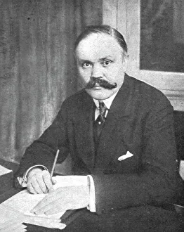 Third Republic Prints: M. Loucheur, sous-secretaire d'Etat au ministere de l'Armement et des Fabrications de guerre