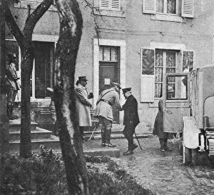 Mangin Charles Prints: M. Poincare a Verdun; arrivee du President de la Republique au poste de commandement
