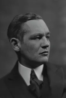 Starched Collar Prints: Mackenzie, Cameron, Mr. portrait photograph, 1916 Feb. 15. Creator: Arnold Genthe