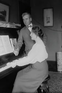 Duet Prints: MacLennan & Easton, between c1915 and c1920