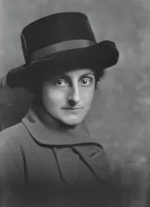 Mahoney, William, Mrs. portrait photograph, not before 1916. Creator: Arnold Genthe