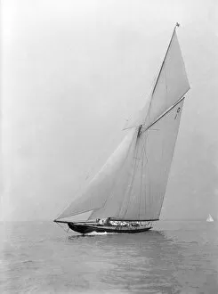 Charles Ernest Collection: The majestic Pamela sailing close-hauled, 1914. Creator: Kirk & Sons of Cowes