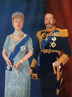 George Newnes Ltd Gallery: Their Majesties King George V and Queen Mary at the time of their Silver Jubilee in 1935, 1951