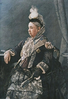 The Graphic Prints: Her Majesty the Queen in the dress worn at the Jubilee Commemoration in Westminster Abbey