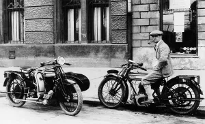 Norton Prints: A man on a Norton bike, Model 16H 490cc SV, 1924