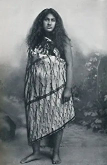 A Maori girl with matting dress, 1902