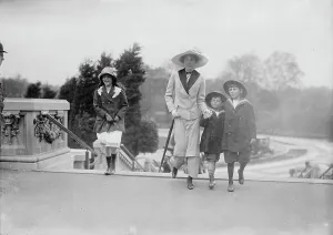 Gilded Age Prints: Margaret Schieffelin & Louise, Bayard & Elliot
