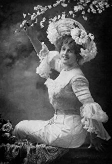 Alfred Ellis Walery Gallery: Marie Studholme (1875-1930), English theatre actress, 1902-1903.Artist: Alfred Ellis & Walery