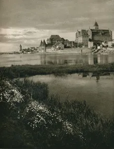 Deutschland Prints: Marienburg, 1931. Artist: Kurt Hielscher