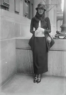 Handbag Prints: Marion Harris, between c1915 and c1920. Creator: Bain News Service