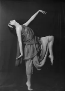 Tiptoe Prints: Marion Morgan dancer, between 1914 and 1927. Creator: Arnold Genthe