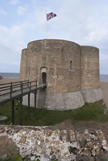 Conflict Prints: Martello Tower, Aldeburgh, Suffolk, England, UK, 25 / 5 / 10. Creator: Ethel Davies