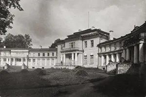 Country Estate Prints: The Maryino Manor house, Early 1920s. Artist: Anonymous