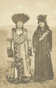 Matchmaker Prints: Matchmaker and bride. Kachinki, 1904-1917. Creator: Unknown