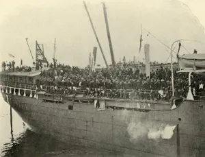 Spanish American War Gallery: Matteawan Docking, Afternoon of June 9th, Spanish-American War, 1898, (1899)