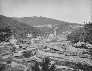 Mid Atlantic Prints: Mauch Chunk, Pennsylvania, showing Mount Pisgah, c1897. Creator: Unknown