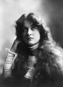 Maude Fealy (1881-1971), American actress, 1902