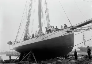 Graving Dock Prints: Mayflower, 1886. Creator: Johns Johnston