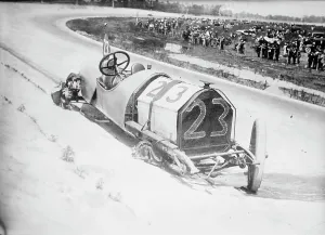 Race Track Prints: McFarlan 6 wrecked - Indianapolis, between c1910 and c1915. Creator: Bain News Service