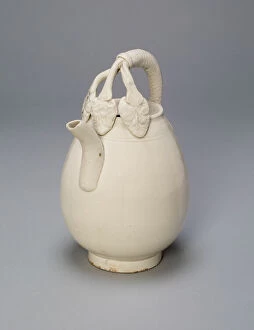 Underglaze Gallery: Melon-Shaped Ewer with Triple-Strand Handle and Floral Tendrils, Liao dynasty