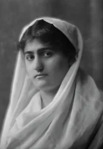 Immigration Prints: Members of the International Institute for Immigrant Girls